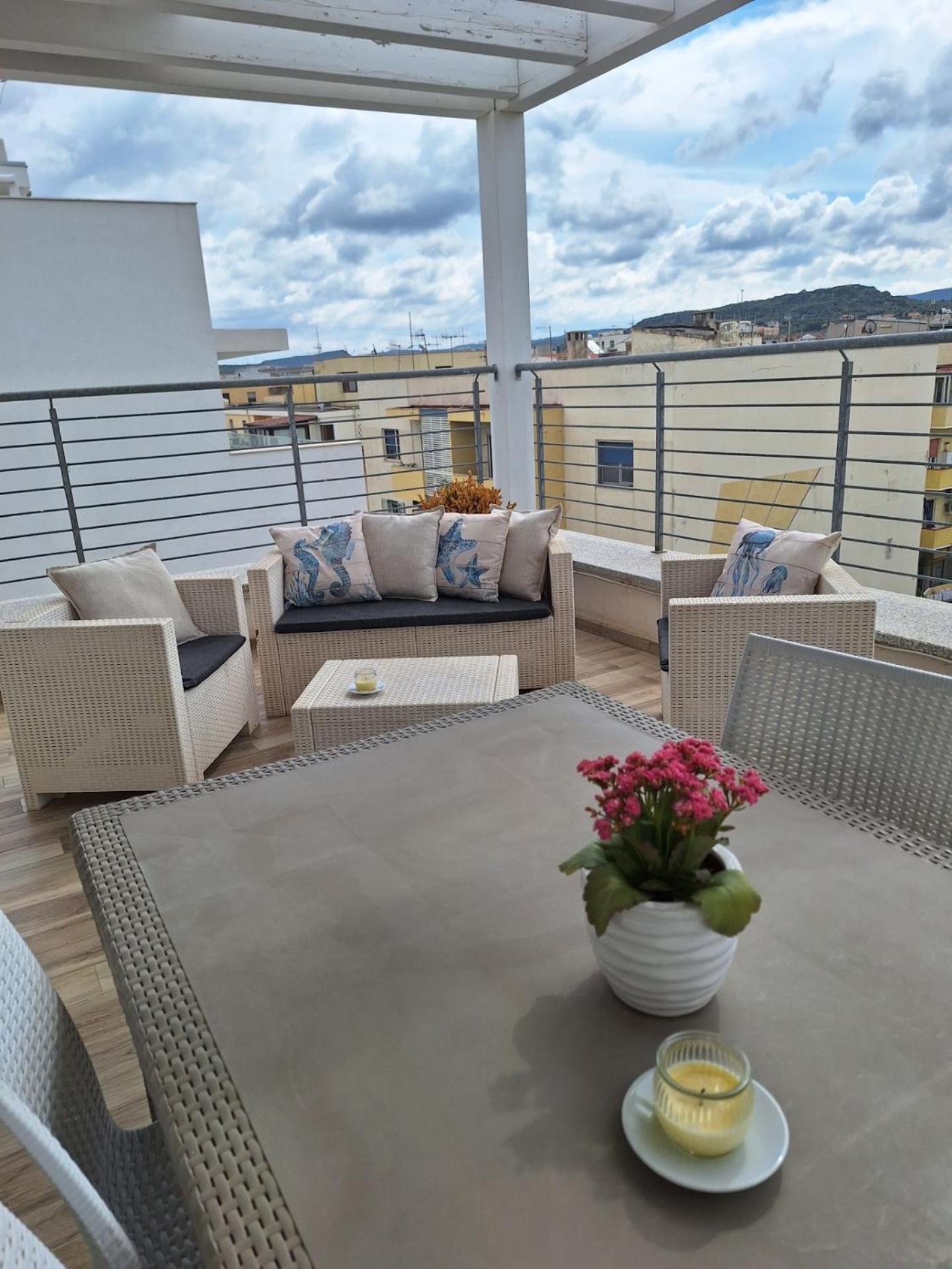 Il Colibri Apartment Алгеро Екстериор снимка