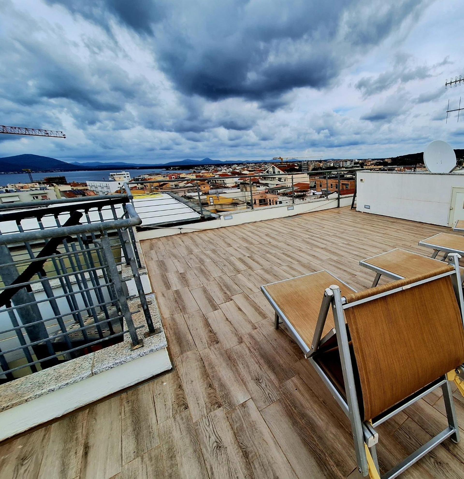 Il Colibri Apartment Алгеро Екстериор снимка